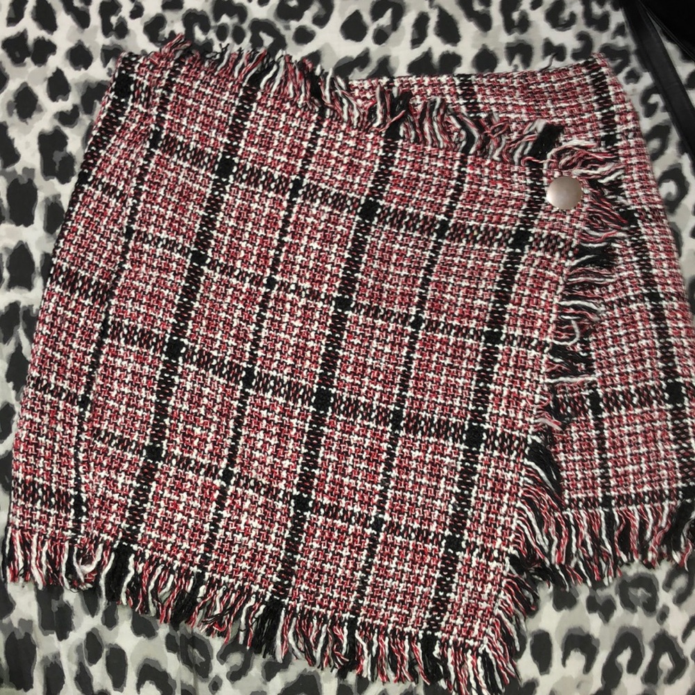 SHEIN Asymmetric Wrap Frayed Tweed Skirt